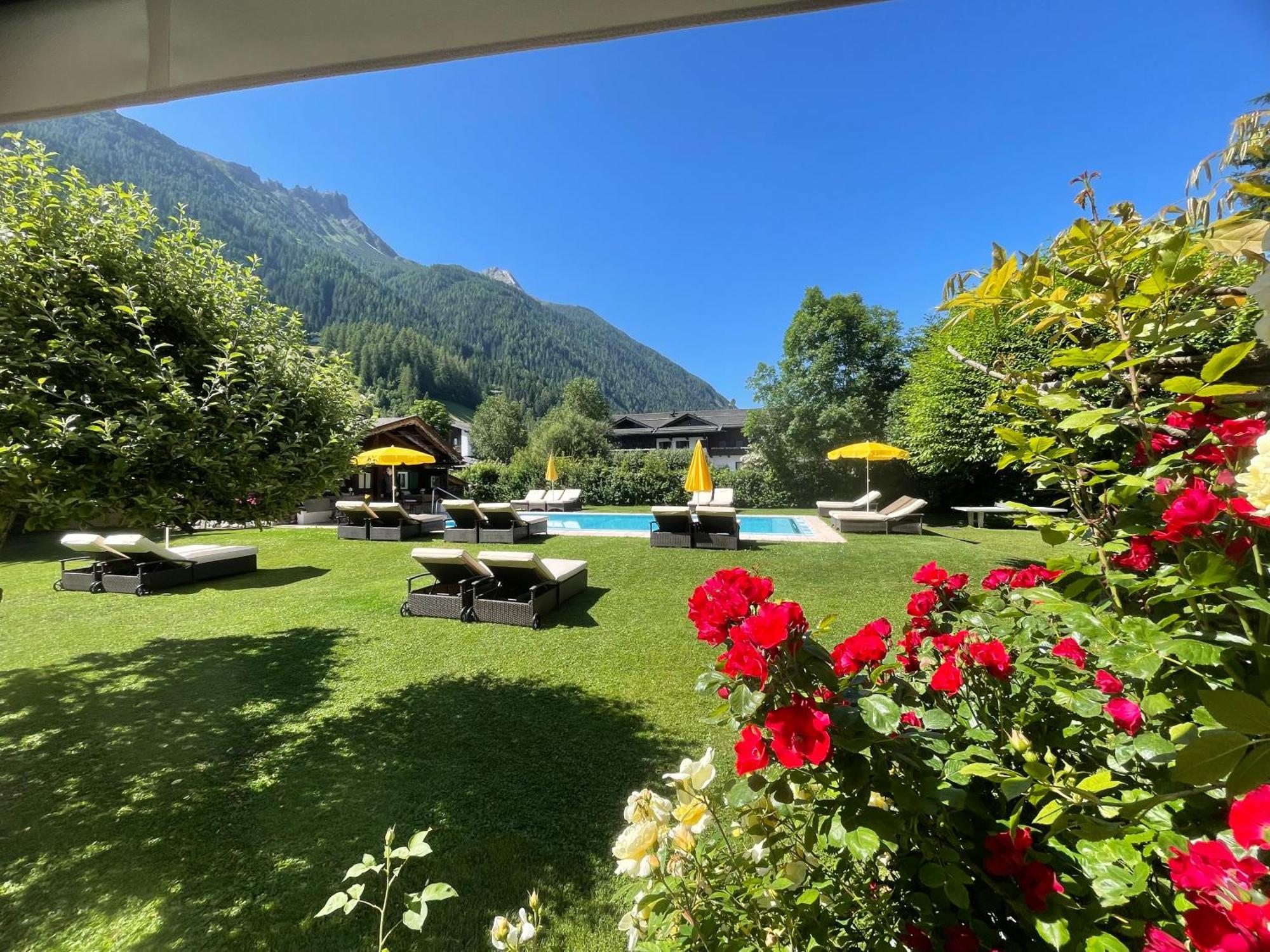 Alpenhotel Tirolerhof Neustift im Stubaital Extérieur photo