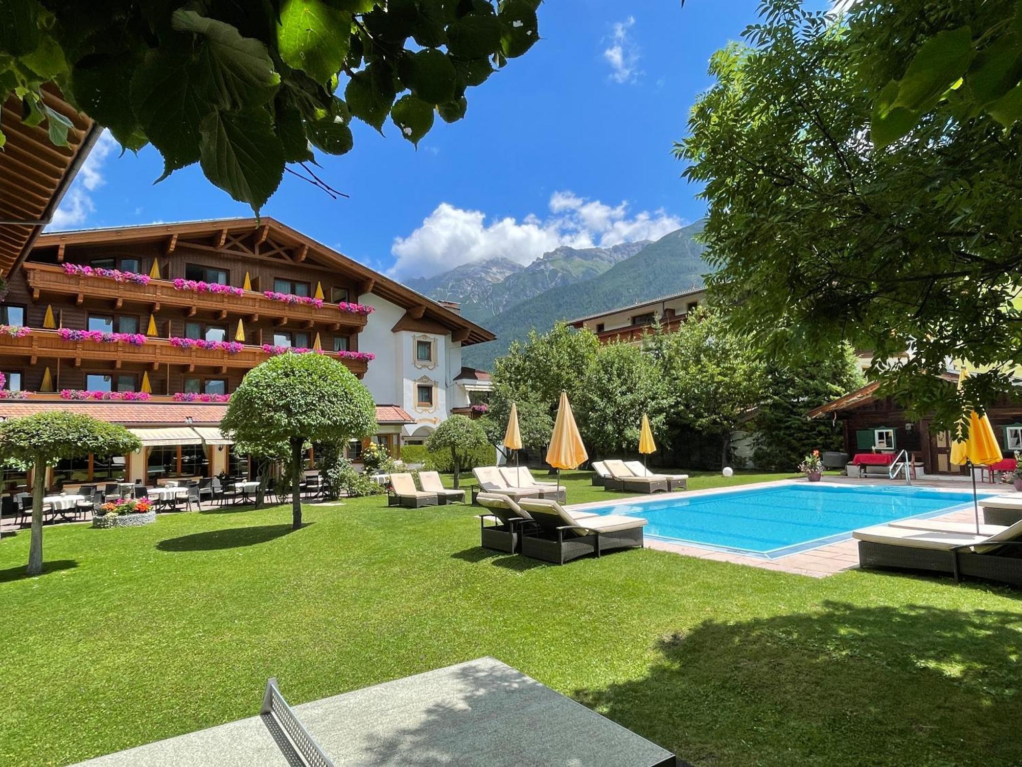 Alpenhotel Tirolerhof Neustift im Stubaital Extérieur photo